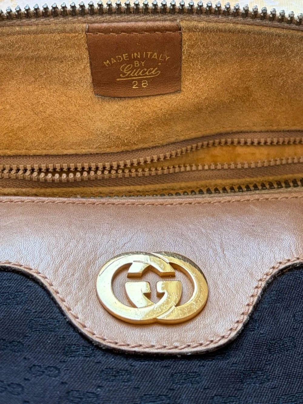 Vintage Gucci Micro GG Canvas Boston Bag Size 28 Black Tan Made in Italy - Picture 7 of 17